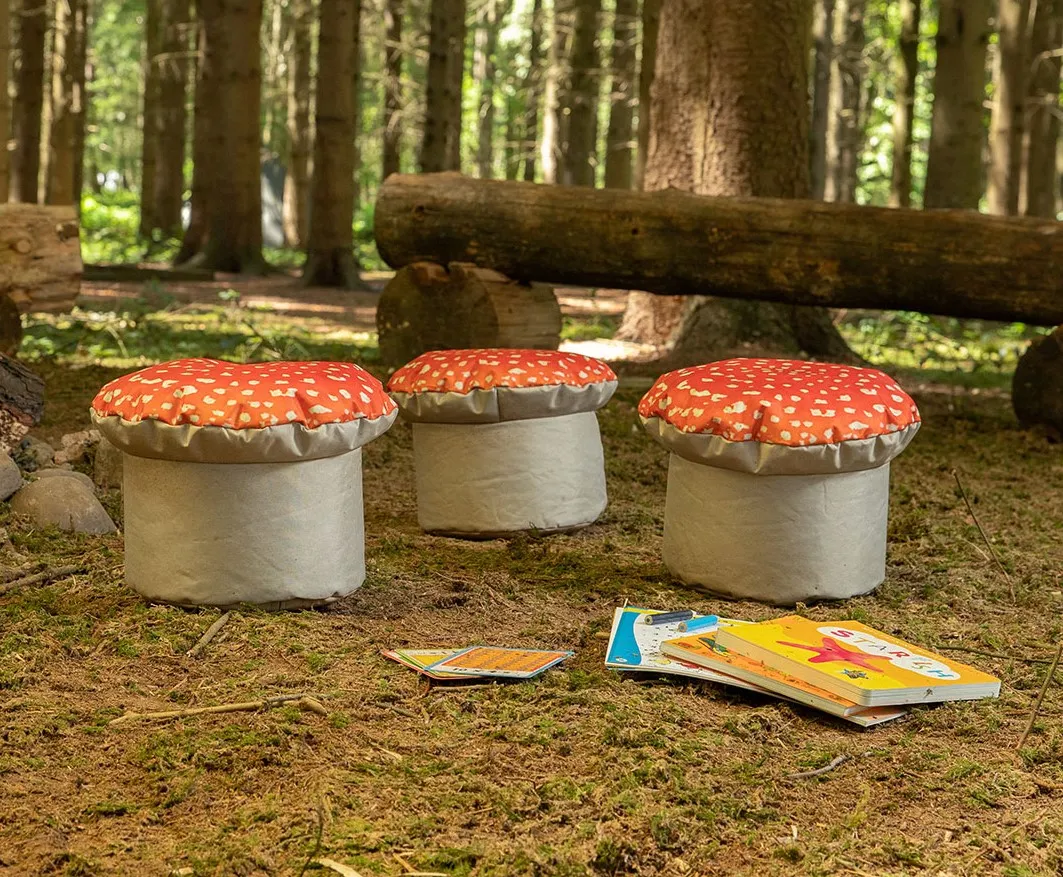 Eden Learning Spaces Hocker in Pilz-Optik