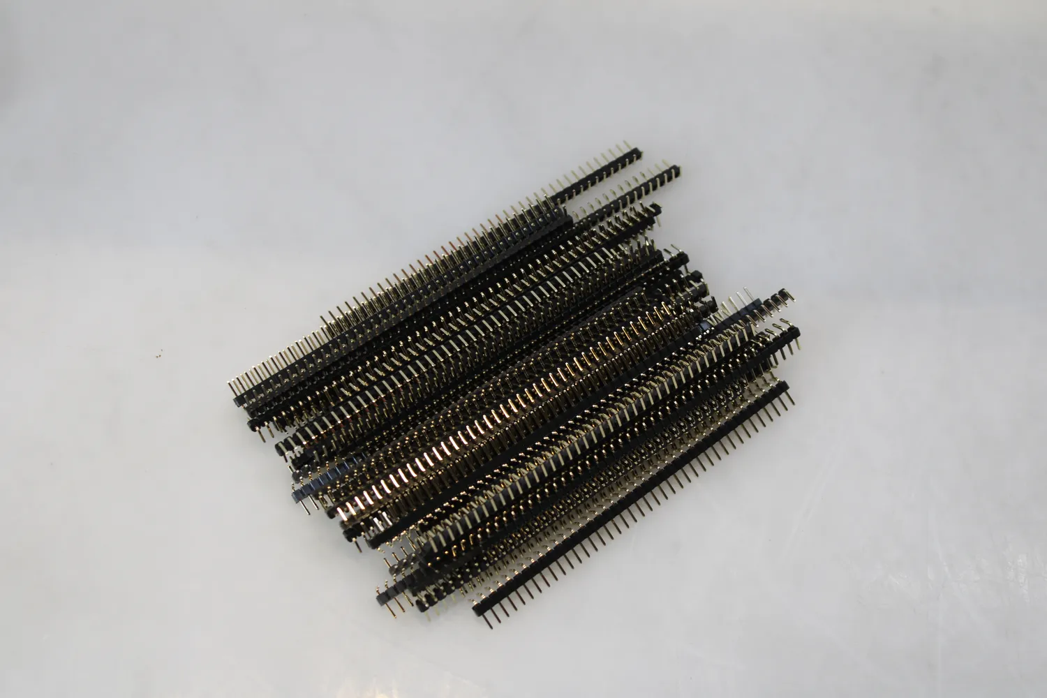 TRU COMPONENTS Stiftleiste (Standard) Anzahl Reihen: 1 Polzahl: 40 49 STÜCK