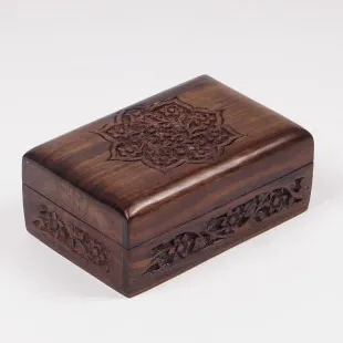 Holz-Schatulle mit Schnitzerei S, braun, B 16 cm, L 10 cm, H 7 cm