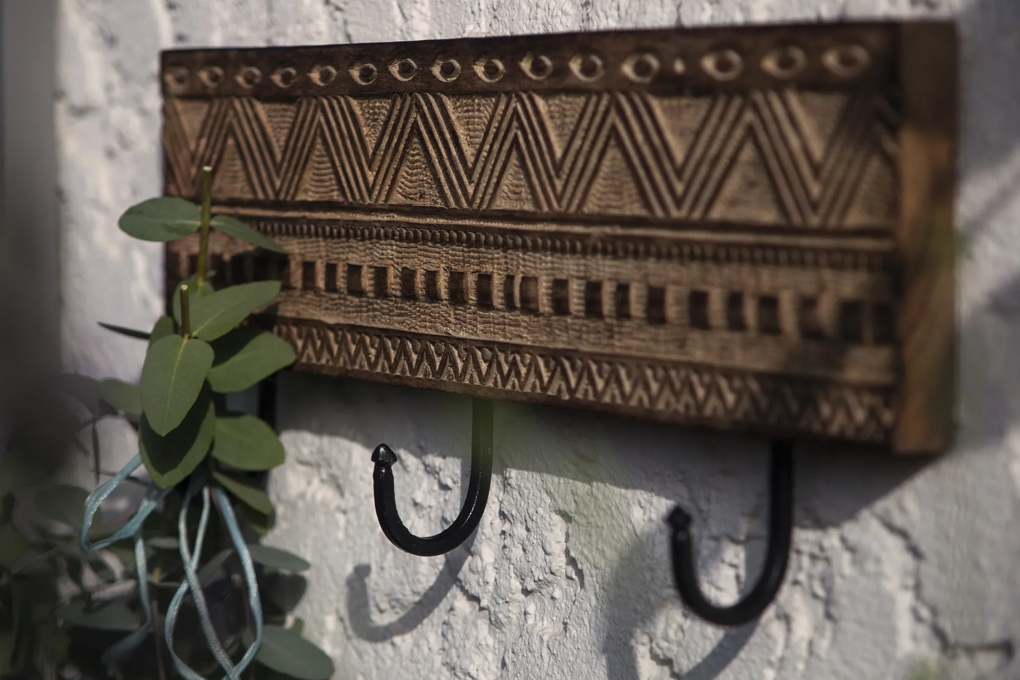 3-er Wandhakenleiste 'Maoree', Mangoholz, B 38 cm, H 11 cm, T 2 cm