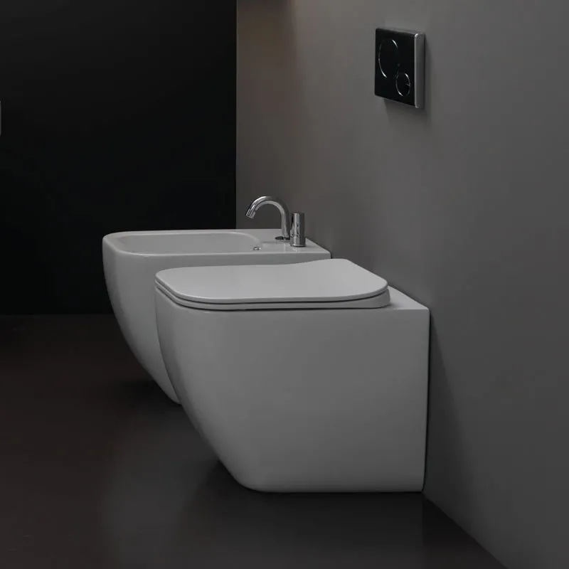 GSG BRIO WC SET WANDBÜNDIG MIT SLIM SOFT ABDECKUNG UND MATTWEISSEM BIDET