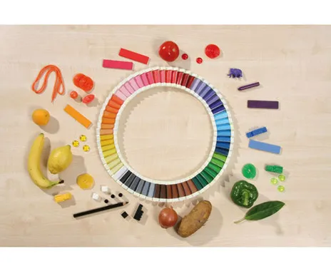 Betzold Farbtäfelchen im Holzkasten