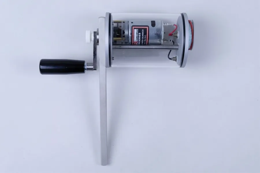 Cornelsen Experimenta DynaMot, handgetriebener Generator