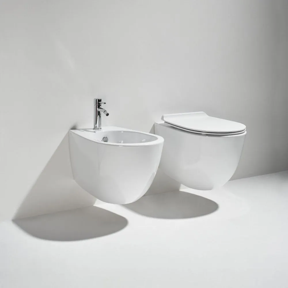 SIMAS VIGNONI WANDHÄNGENDES SANITÄRES SET VERTIGO WC, SLIM SOFT ABDECKUNG, BIDET