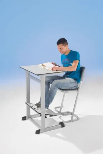 Conen Schülerstuhl mit Steighilfe für Stehtisch