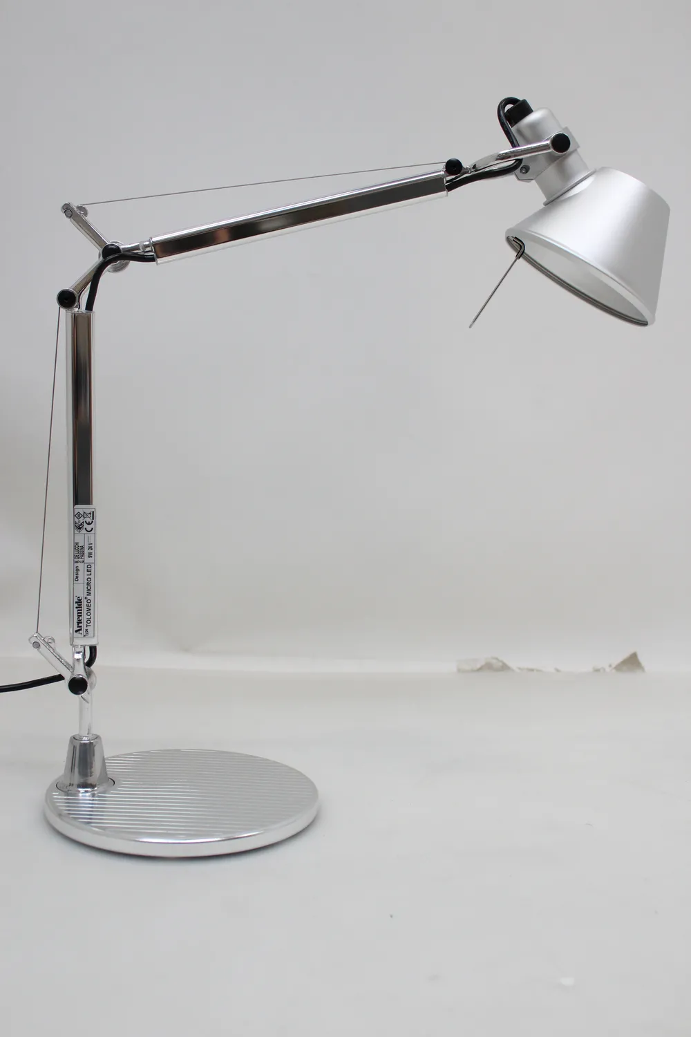 Tolomeo Micro Tischleuchte Schreibtischleuchte Bürotischlampe Lampe Led 3.000 K B-Ware