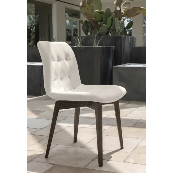 Kylian Holzstuhl mit Friulsedie Kunstleder