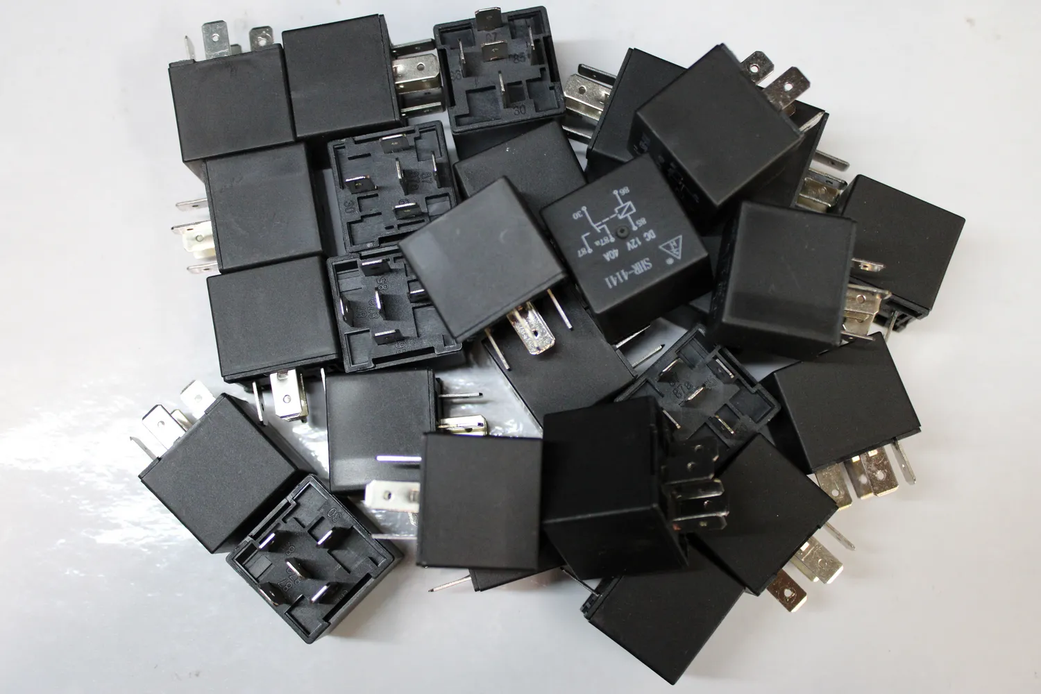 TRU COMPONENTS SHR-4141 SHR-12VDC-F-C 5pin Kfz-Relais Wechsler 27 STÜCK