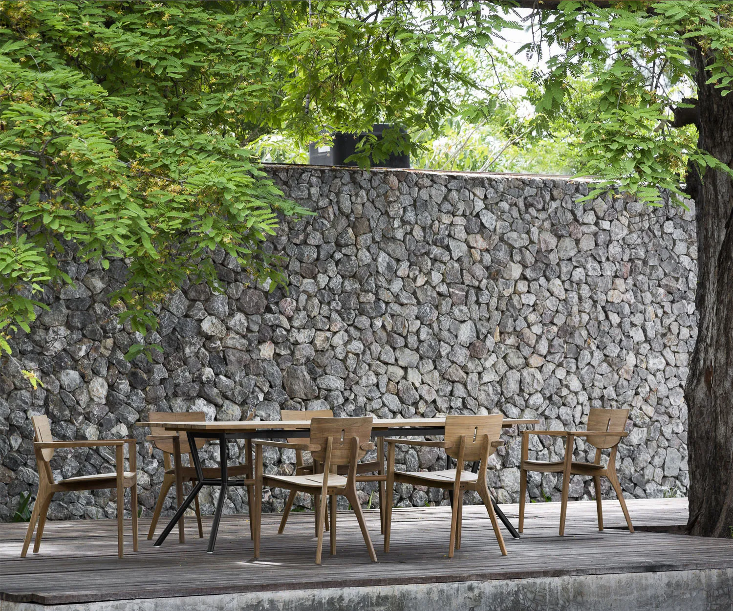 Oasiq Reef Design Gartentisch Aluminium wetterfest Anthrazit