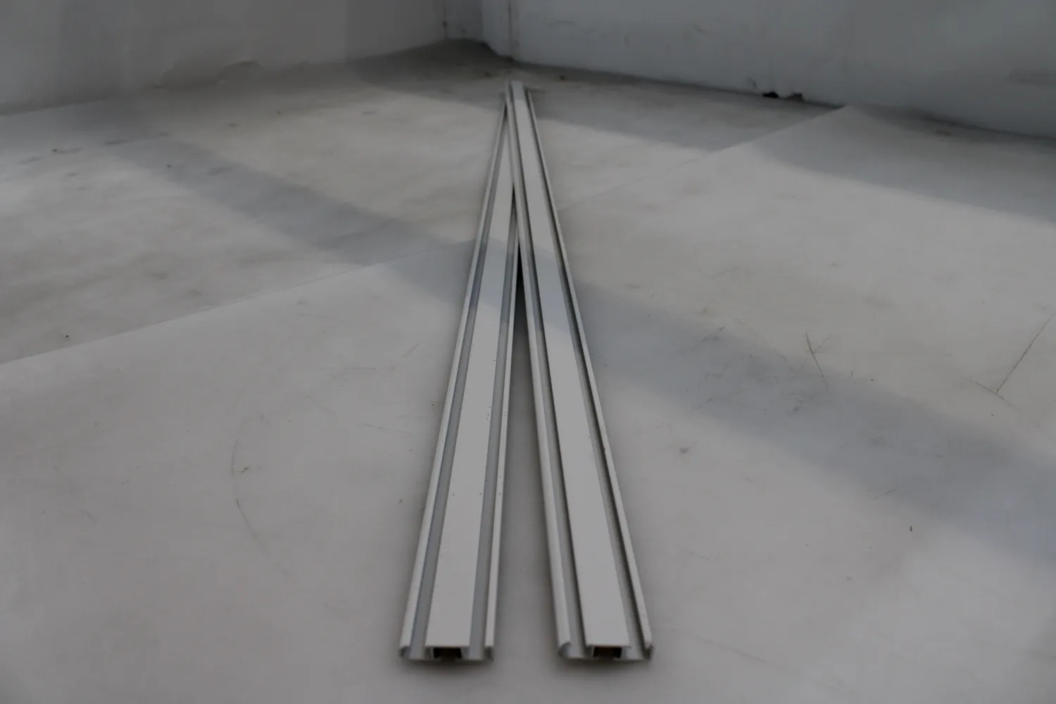 Garesa Gardinenschiene Profil 363 2 lfg. Weiß - Breite: 120 cm 2 STÜCK