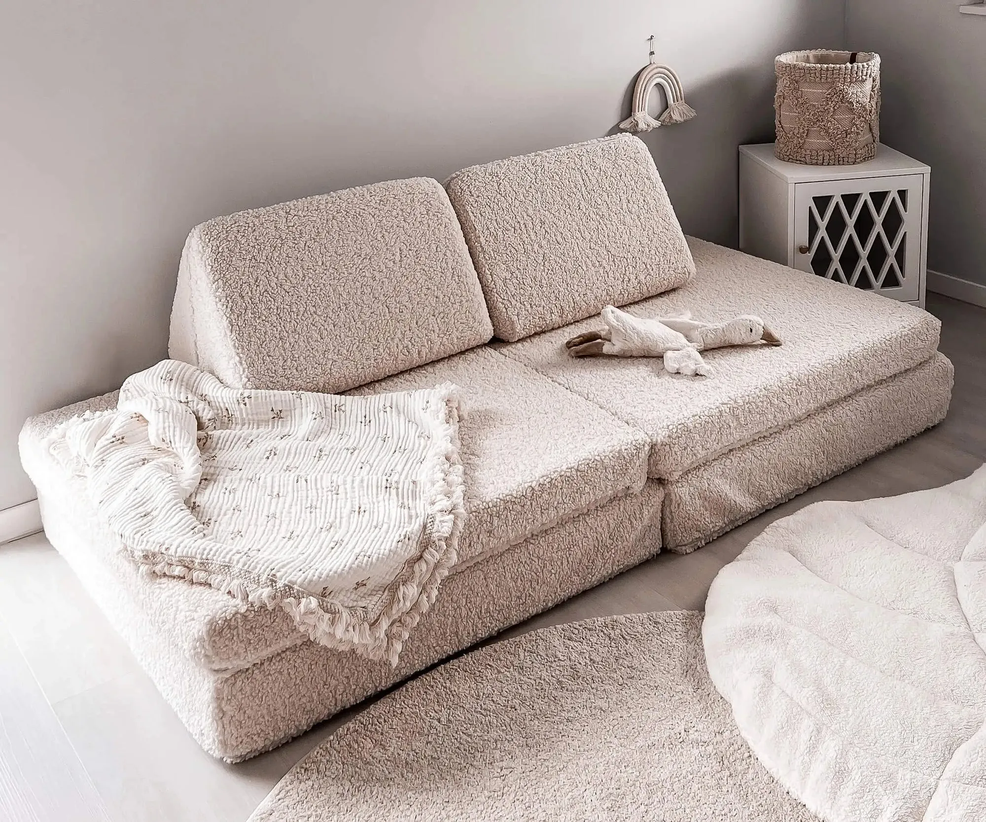 Funzy multifunktionales Kindersofa mit Veloursbezug in Teddy Optik