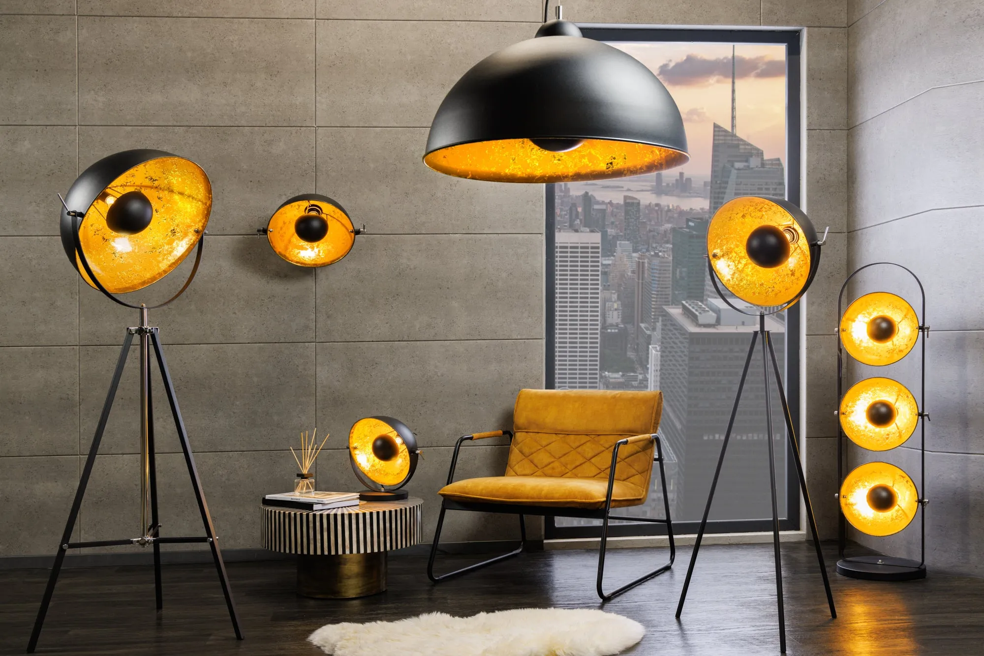 STUDIO Design Wandleuchte 38cm schwarz Blattgold-Optik neigbarer Schirm