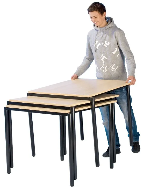 Fahrbarer Quadrat-Tisch mit melaminbeschichteter Spanplatte