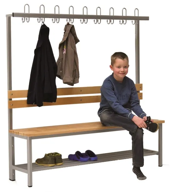 Komplett-Garderobe einseitig mit Garderobenhaken und Schuhrost, Sitzleisten aus Holz