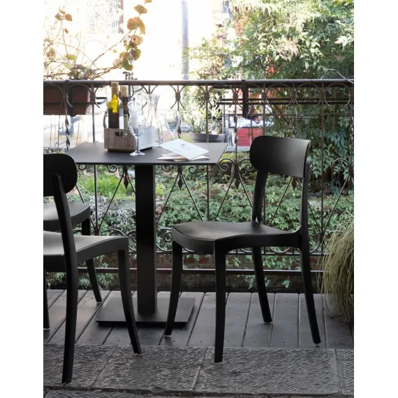 Stapelbarer Stuhl aus Polypropylen Locanda Connubia