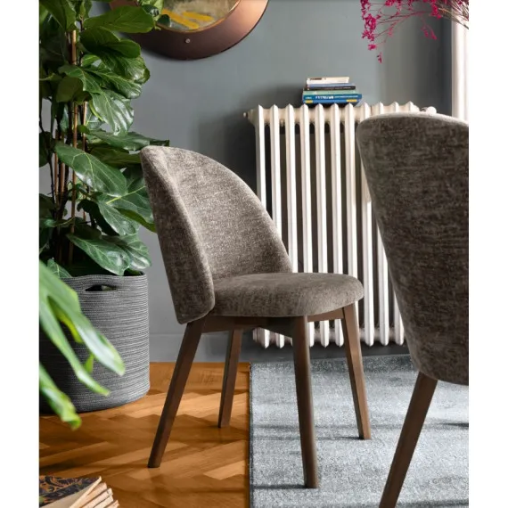 Tuka Mid gepolsterter Stuhl mit Holzgestell Connubia by Calligaris