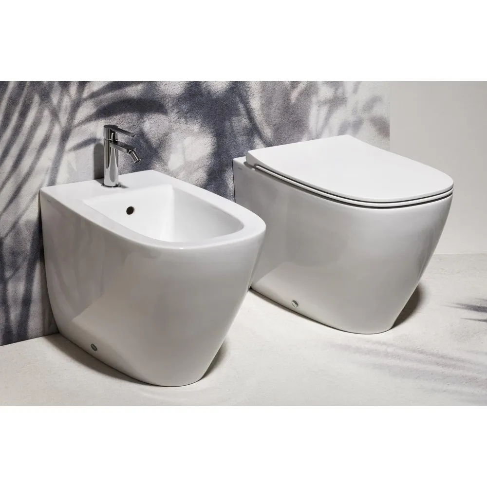 SIMAS JUNIPER SANITÄRES SET WANDBÜNDIG WC MIT SLIM SOFT COVER UND BIDET