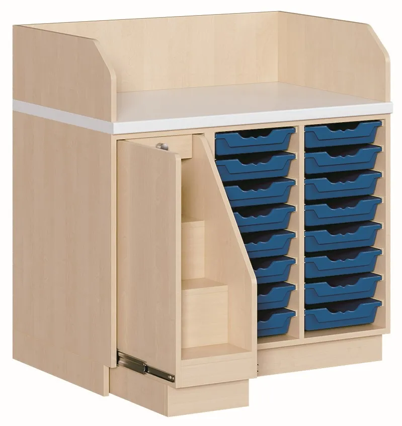 Wickelkommode mit 16 ErgoTray Boxen und ausziehbarer Treppe
