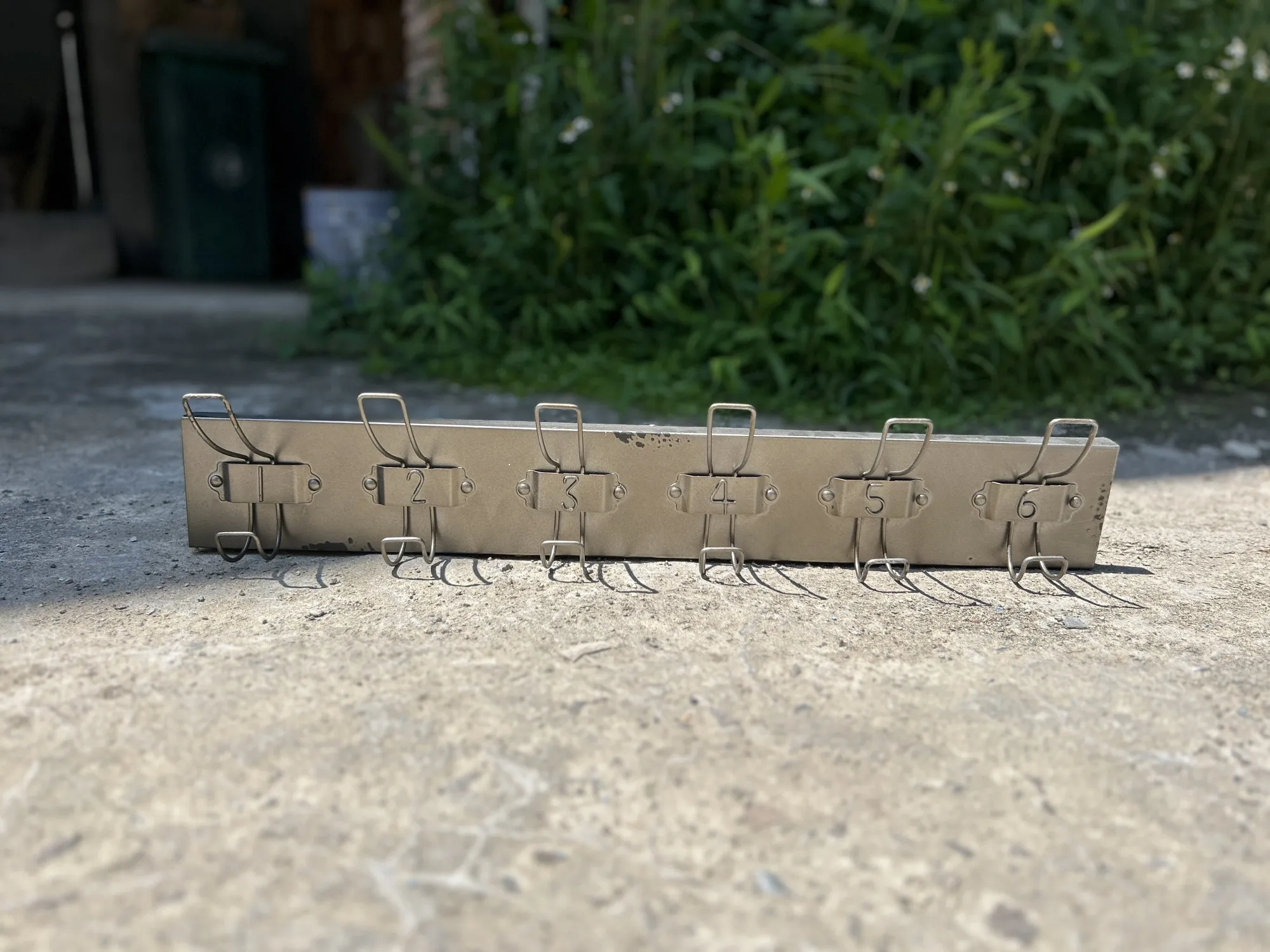 6er Wandhaken, aus Metall, B 70 cm, H 15 cm, L 8 cm