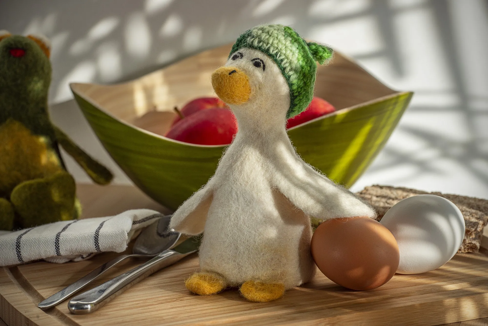 Eierwärmer 'Ente' aus Filz, weiß, H 16 cm, Ø 8 cm