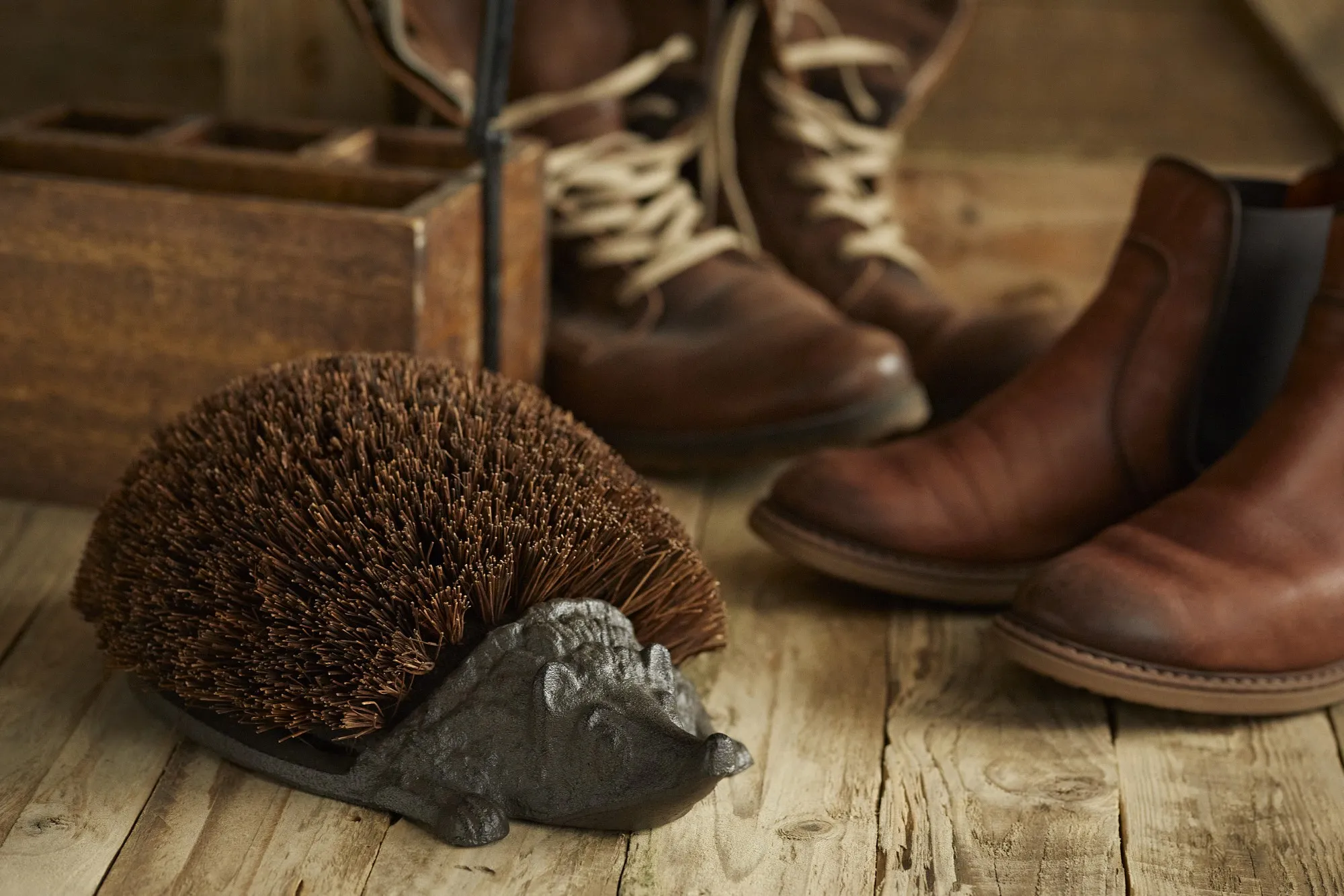 Stiefelbürste 'Igel', aus Gusseisen, B 29 cm, L 19 cm, H 9,5 cm