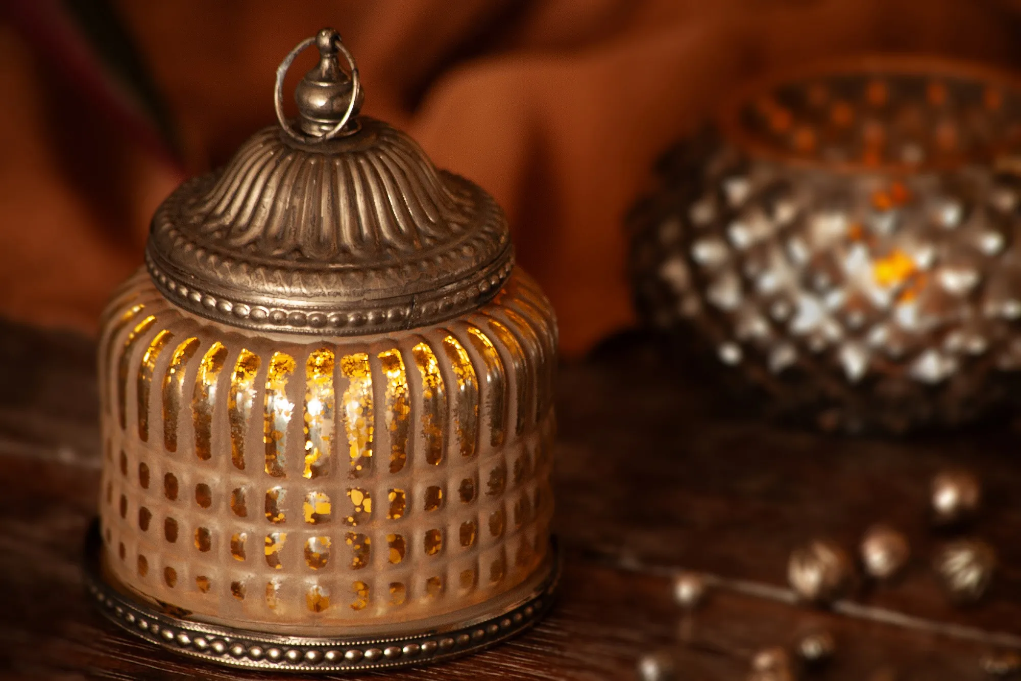 Glas-Laterne silber mit LED, H 13 cm, Ø 9,5 cm