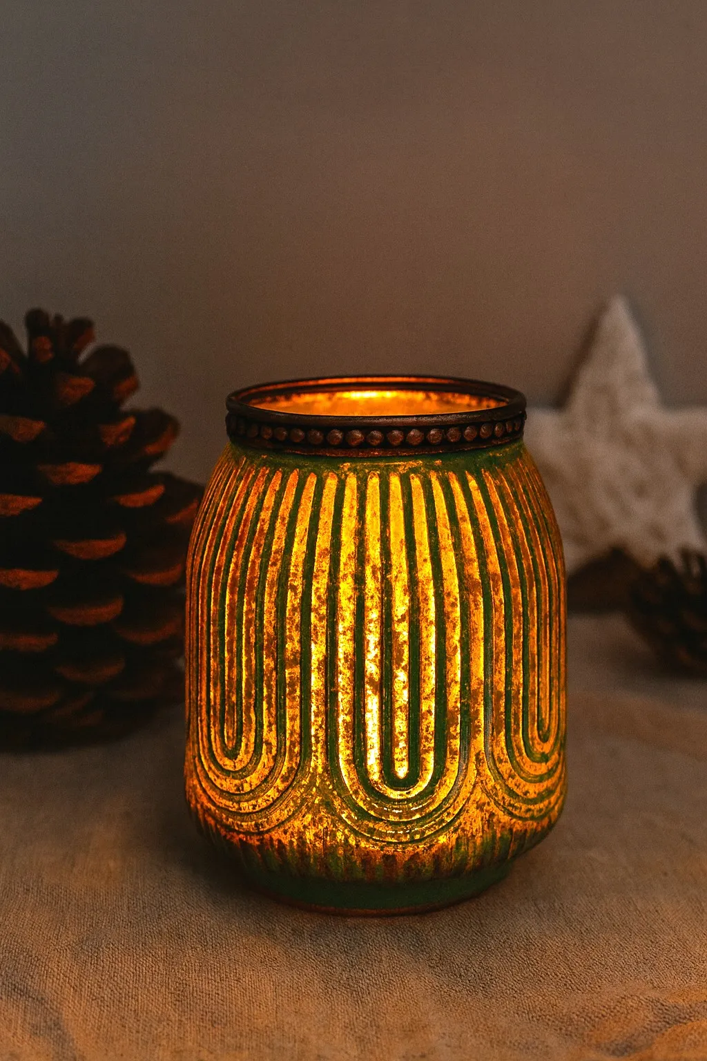 Glas-Windlicht grün, H 11,5 cm, Ø 9 cm