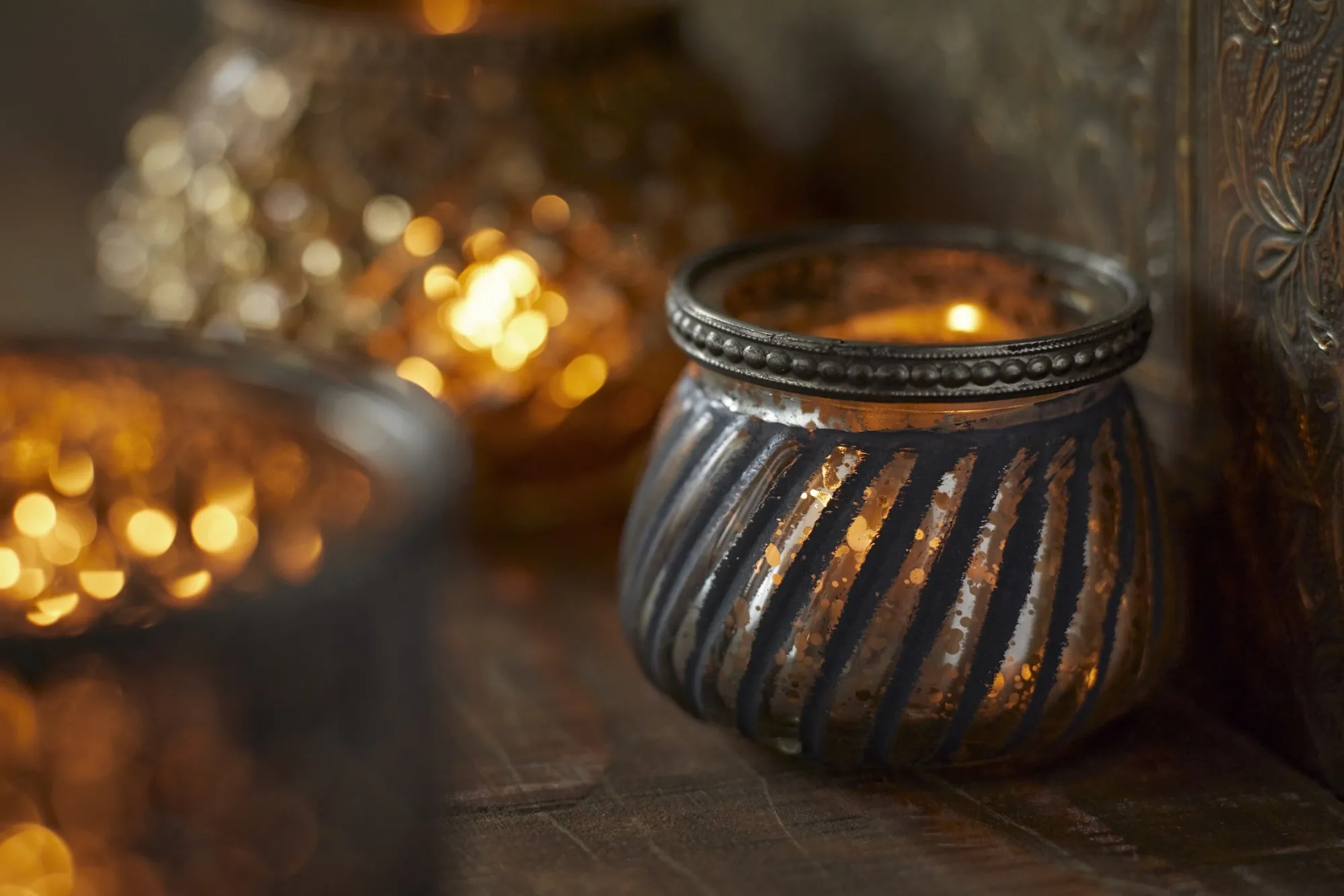 Glas-Windlicht grau-silber, H 7 cm, Ø 8 cm