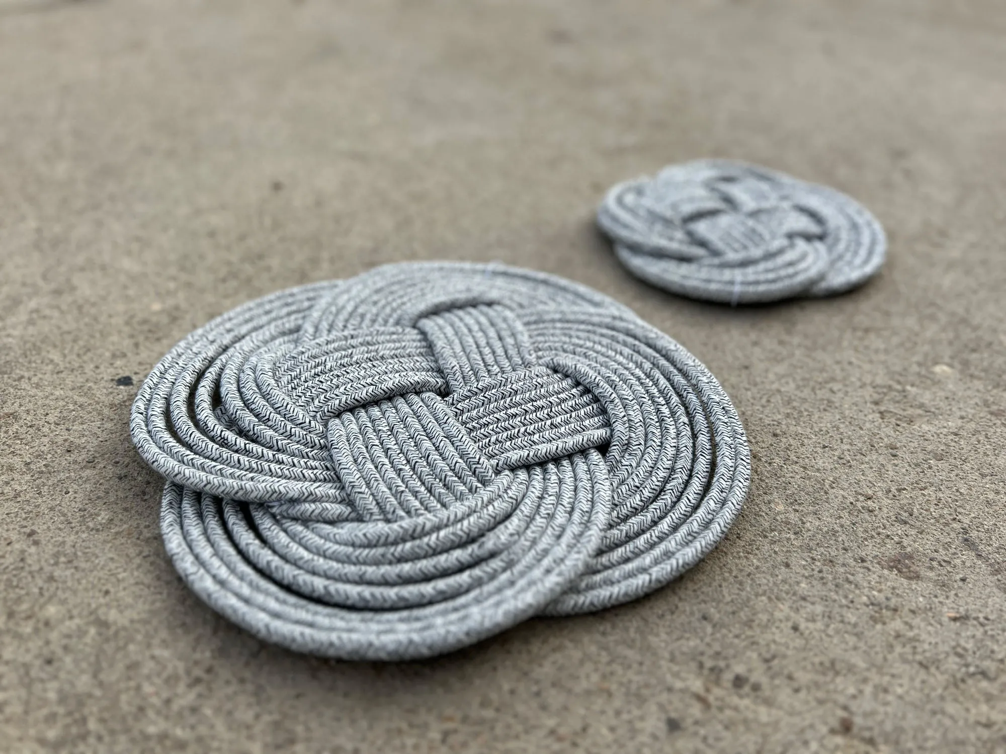 2er-Set Untersetzer geflochten, grau