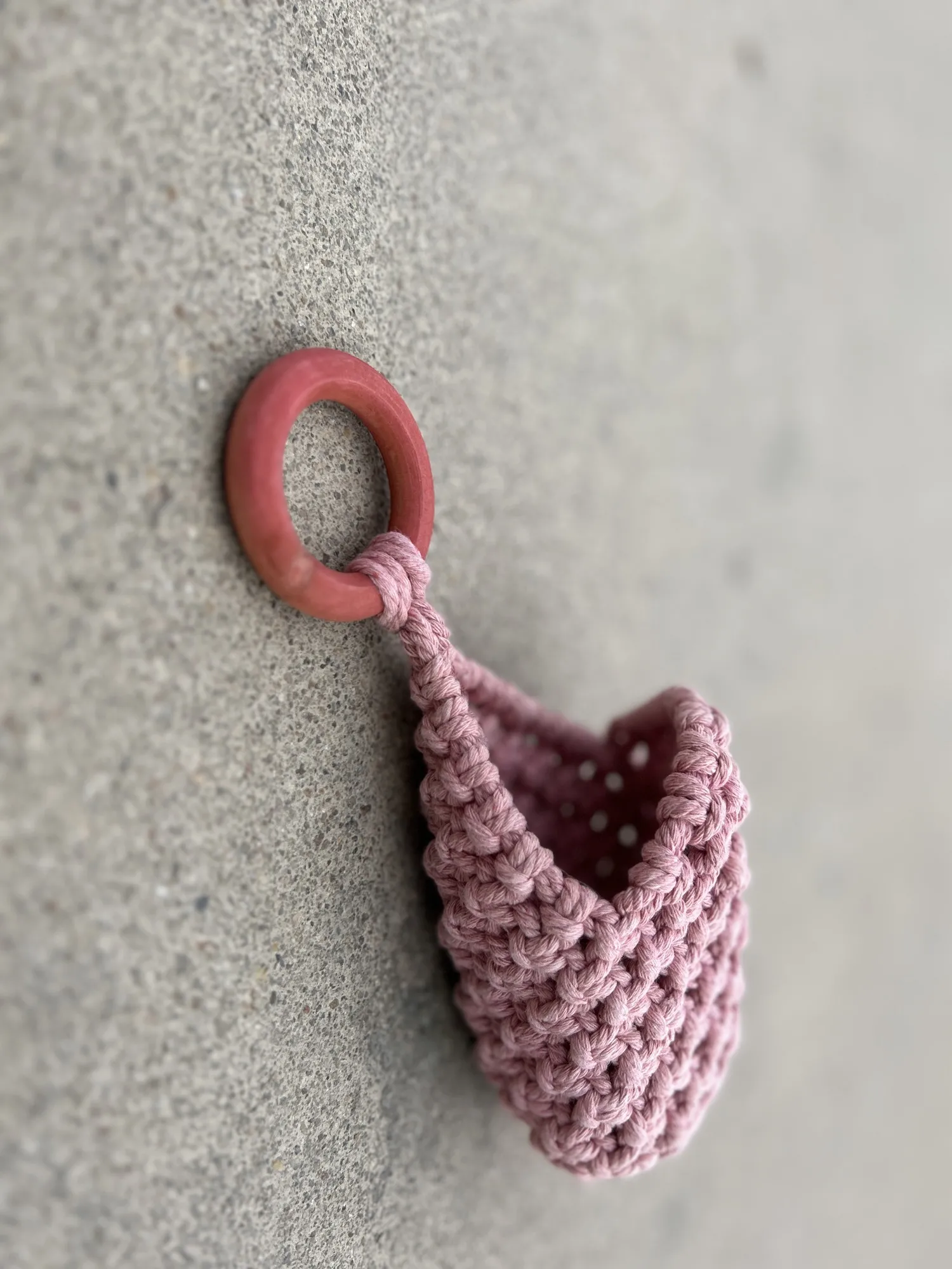 Stricktasche zum Aufhängen rosa, H 20 cm, B 10 cm, L 8 cm