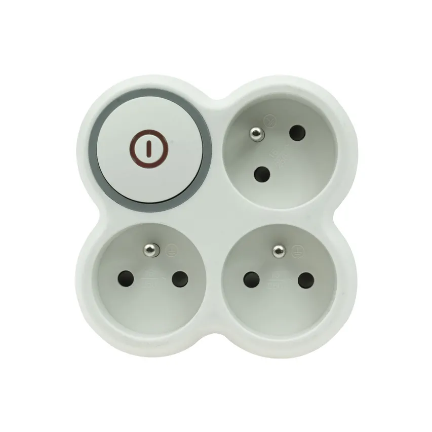 Dreifach-Steckertrenner mit Schalter und Erdung Plastrol W-72008